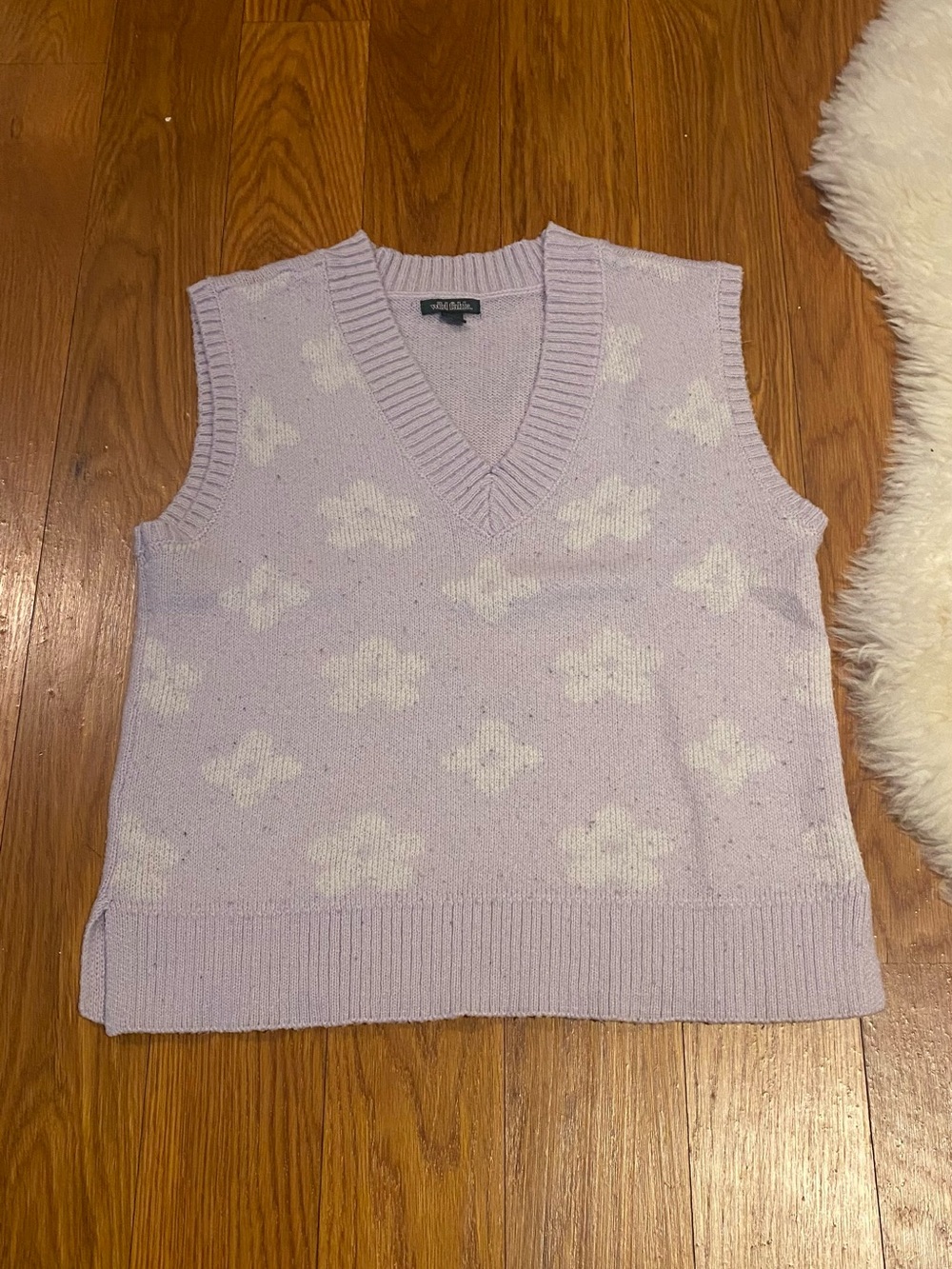 wild fable Lilac and White V-Neck Floral Knit Sweater Vest
